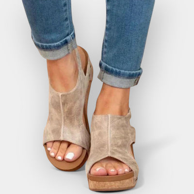 Σανδάλια με Πλατφόρμα