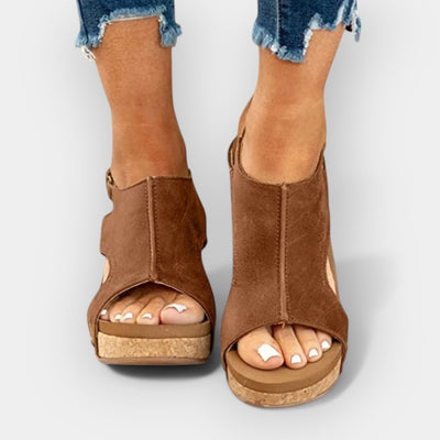 Σανδάλια με Πλατφόρμα